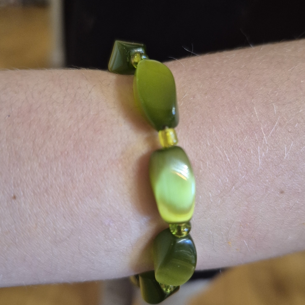 Green Beaded peridot Bracelet